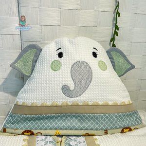 Hooded Elephant towel
